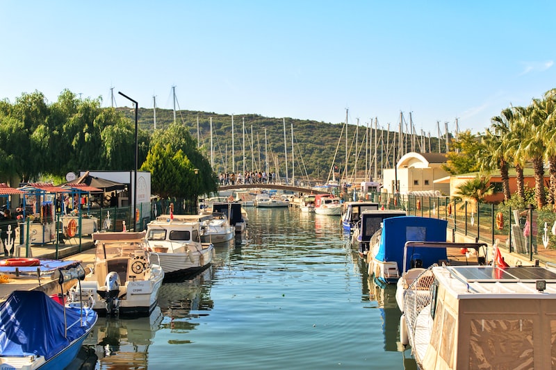 Evde Aile Tatil Planlaması İçin Pano Kullanımı Evde Aile Tatil Planlaması İçin Pano Kullanımı